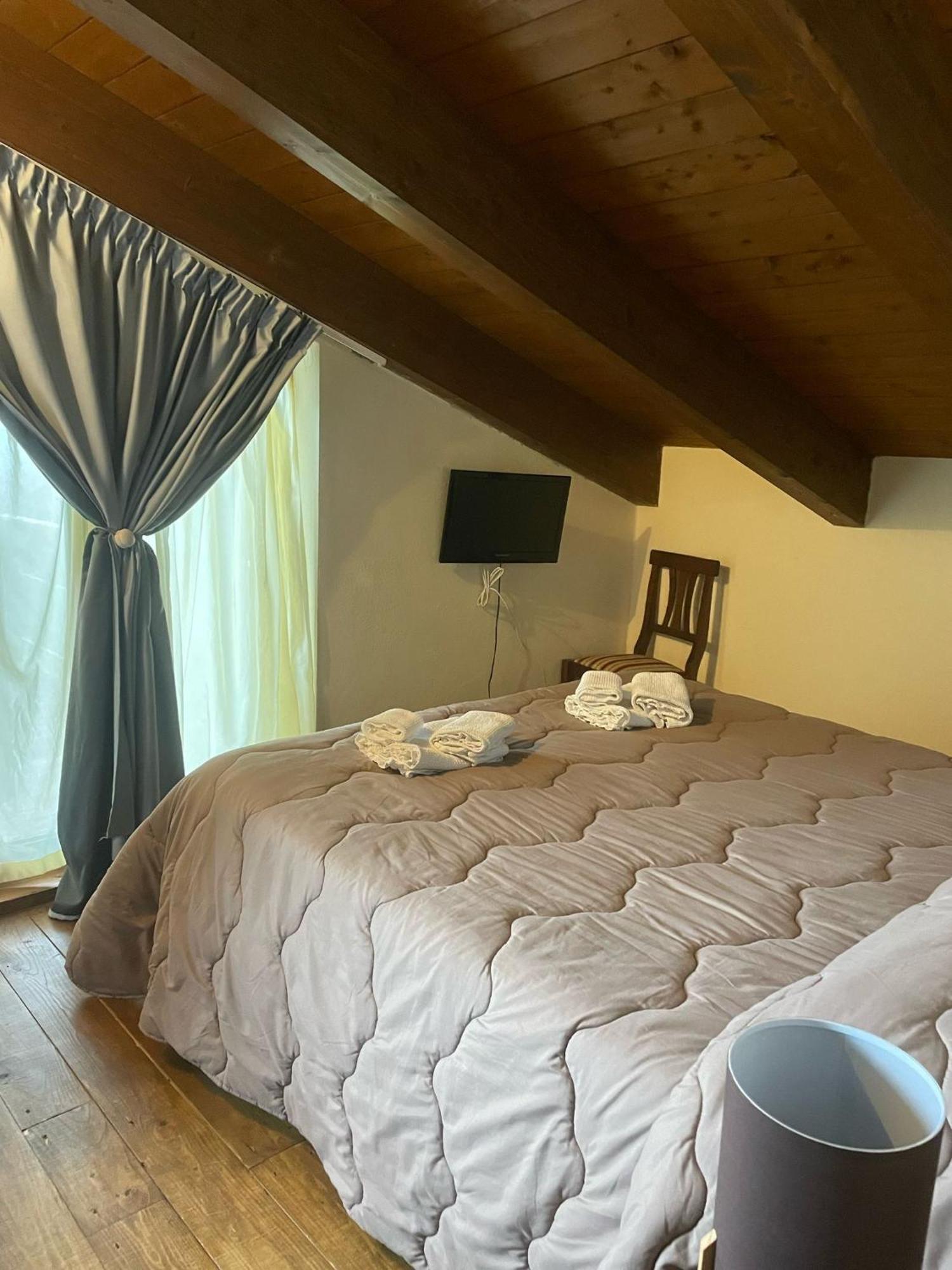 La Locanda Del Poeta Acri Luaran gambar