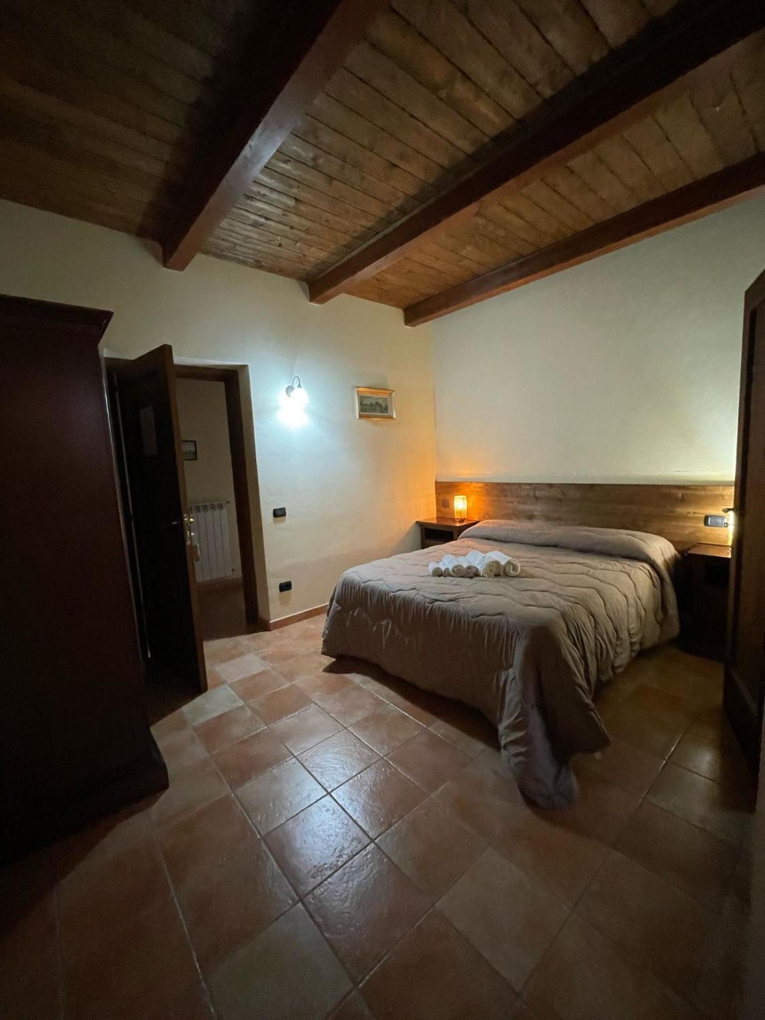 La Locanda Del Poeta Acri Luaran gambar