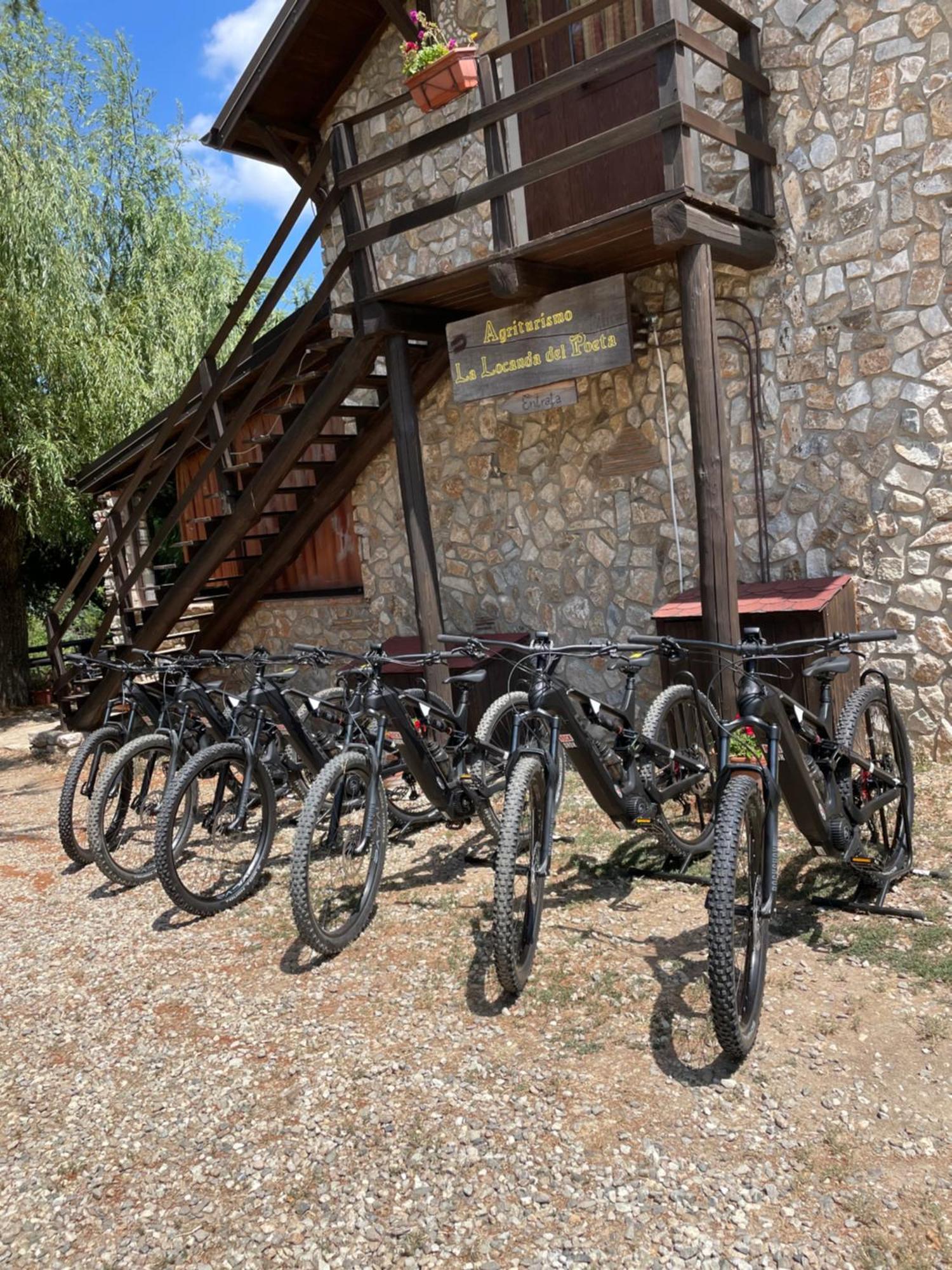 La Locanda Del Poeta Acri Luaran gambar